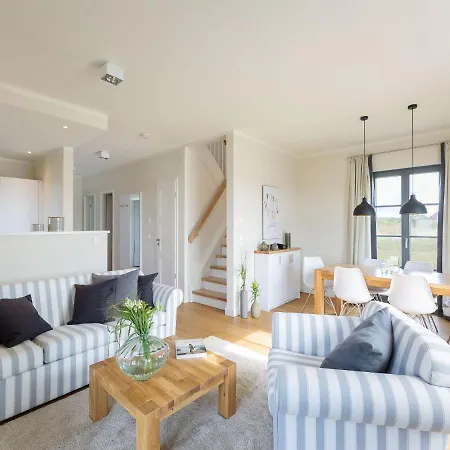 Tatil Evi Reetland Am - Premium Reetdachvilla Mit 3 Schlafzimmern, Sauna Und Kamin E05 Dranske