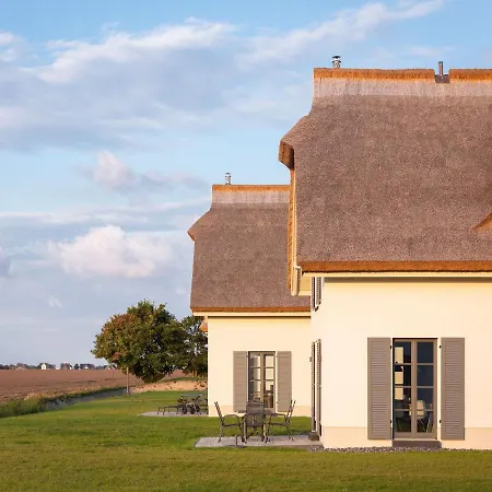 Tatil Evi Reetland Am - Premium Reetdachvilla Mit 3 Schlafzimmern, Sauna Und Kamin E05 *