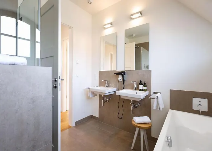 Reetland Am - Premium Reetdachvilla Mit 3 Schlafzimmern, Sauna Und Kamin E05 Ferienhaus