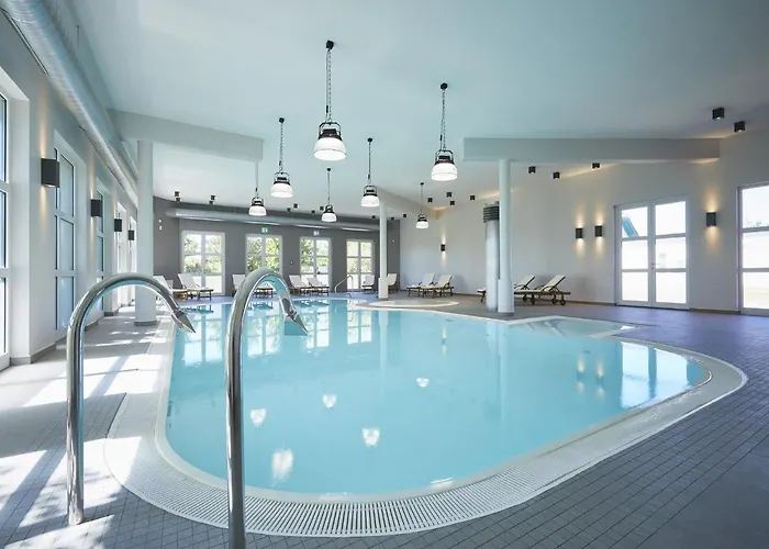 Reetland Am - Premium Reetdachvilla Mit 3 Schlafzimmern, Sauna Und Kamin E05 Ferienhaus *